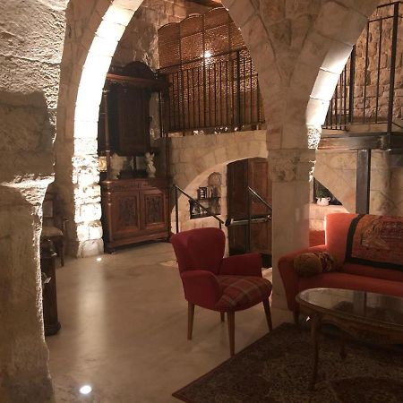 Chateau Du Roi Mi'ilya Exterior photo