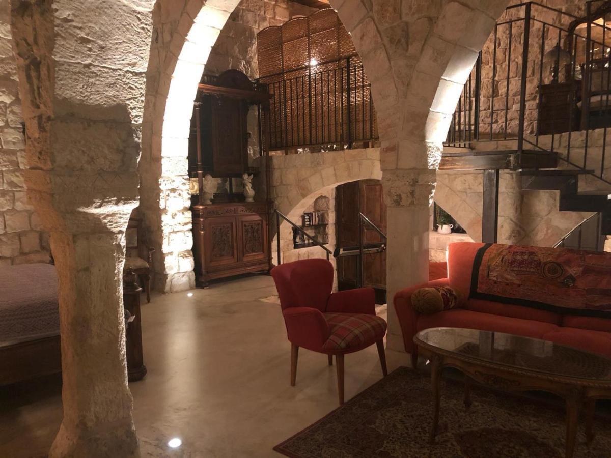 Chateau Du Roi Mi'ilya Exterior photo